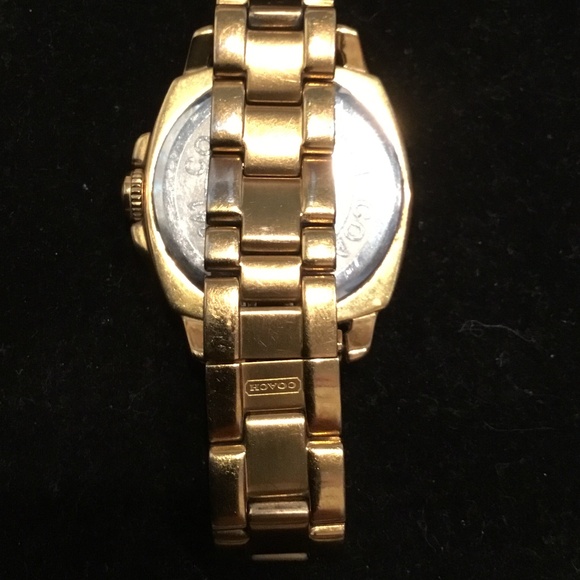 ✨ COACH pre-owned 'Boyfriend' Crystal Detail Gold-tone Bracelet Watch 14501285 ✨ - Picture 5 of 5